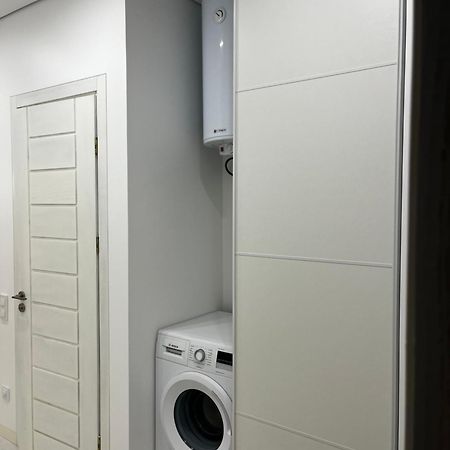 Vip Apartmens Avalon ลวีฟ ภายนอก รูปภาพ